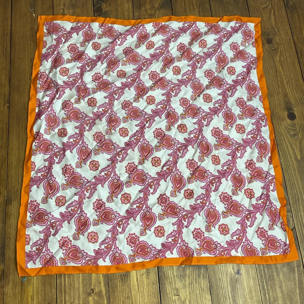 Vintage scarf cream with pink and orange paisley print
